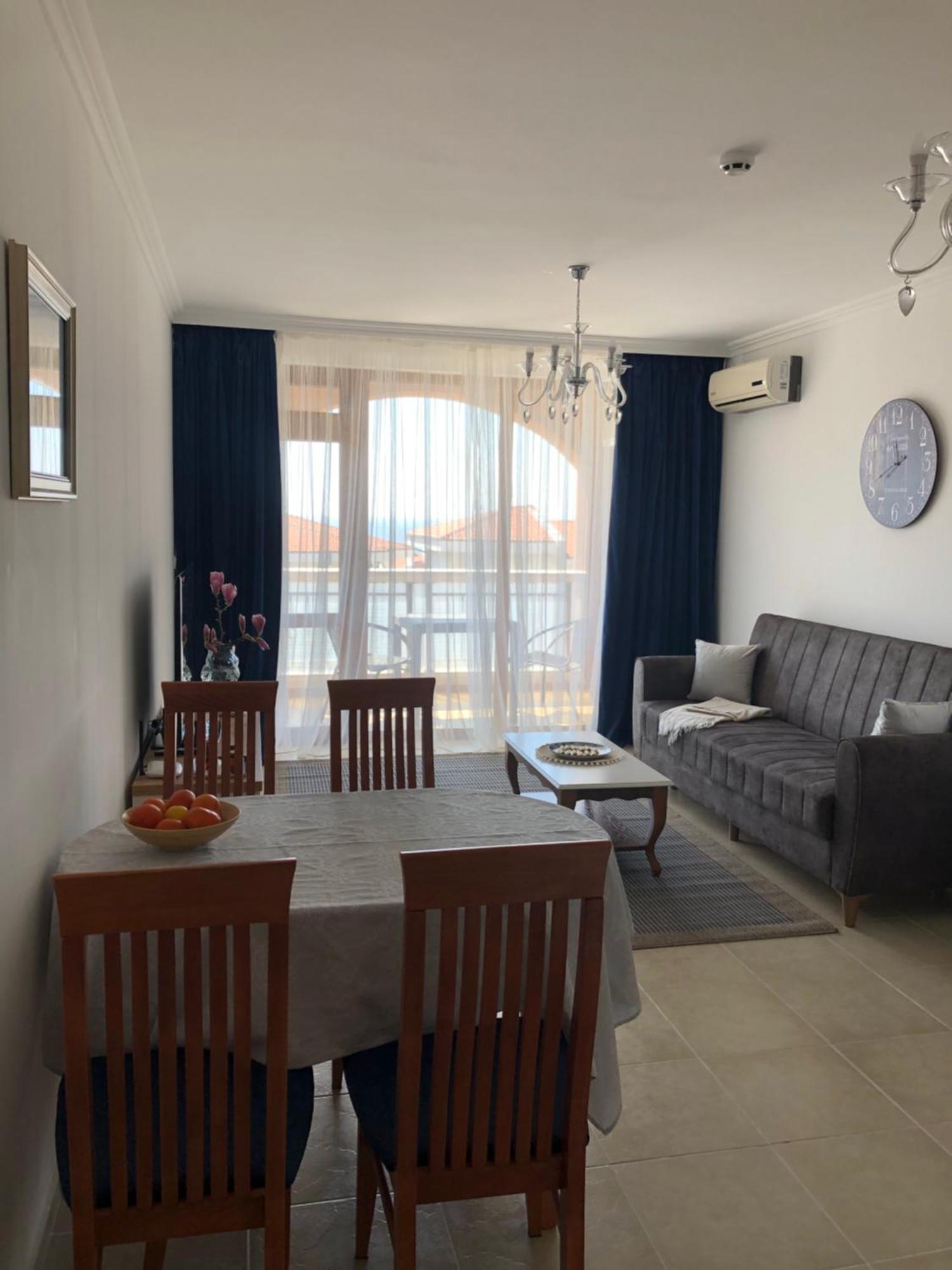 2 Bedroom Apartment Sveti Vlas With 2 Balconies And Sea Views Extérieur photo